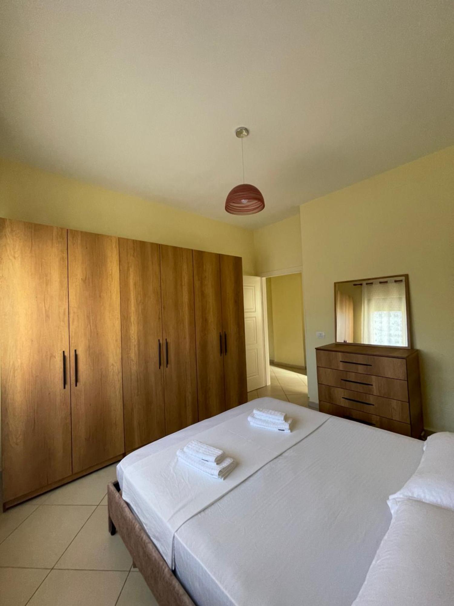 New Baazar Terrace Apartment تيرانا المظهر الخارجي الصورة