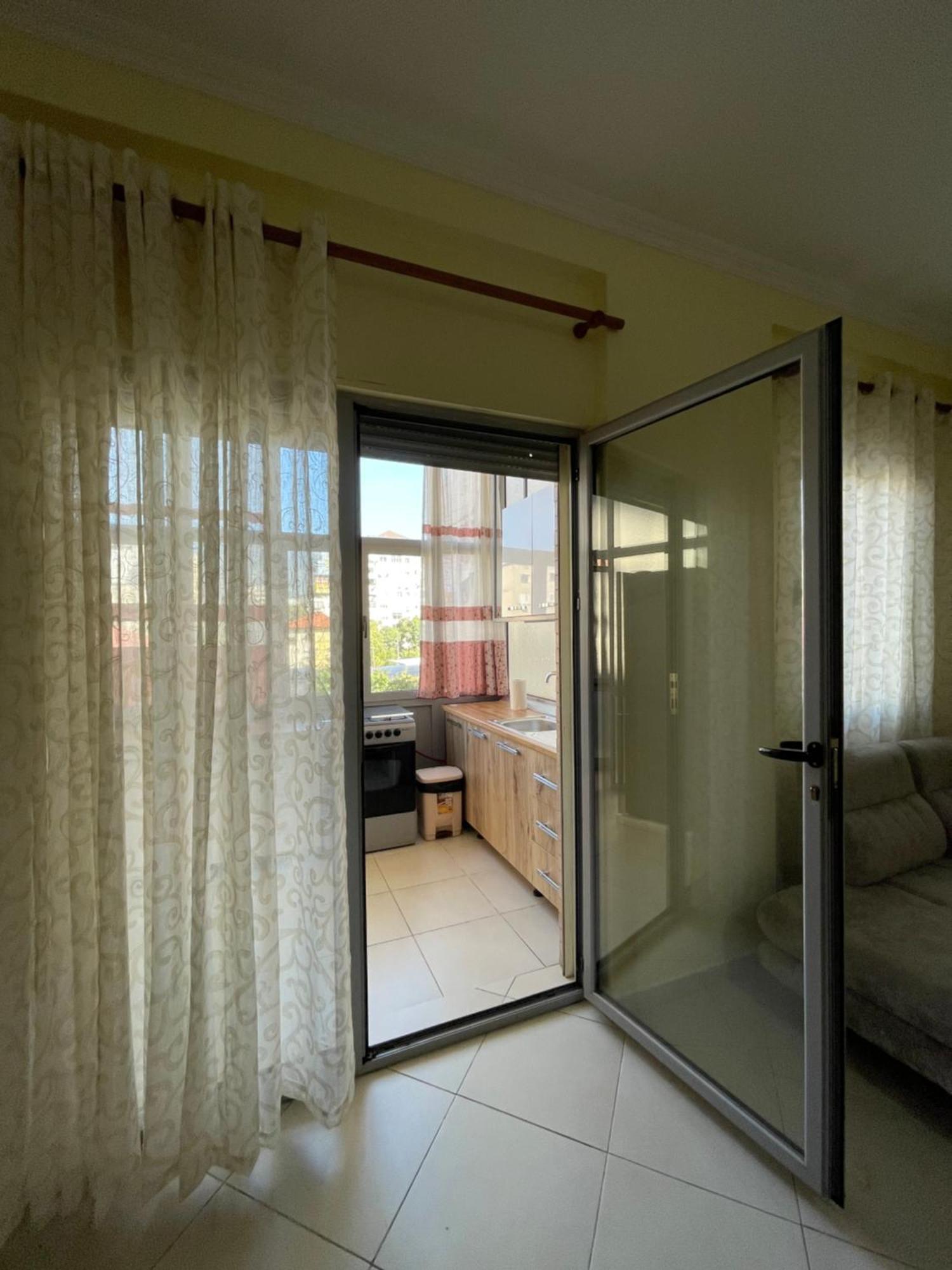 New Baazar Terrace Apartment تيرانا المظهر الخارجي الصورة