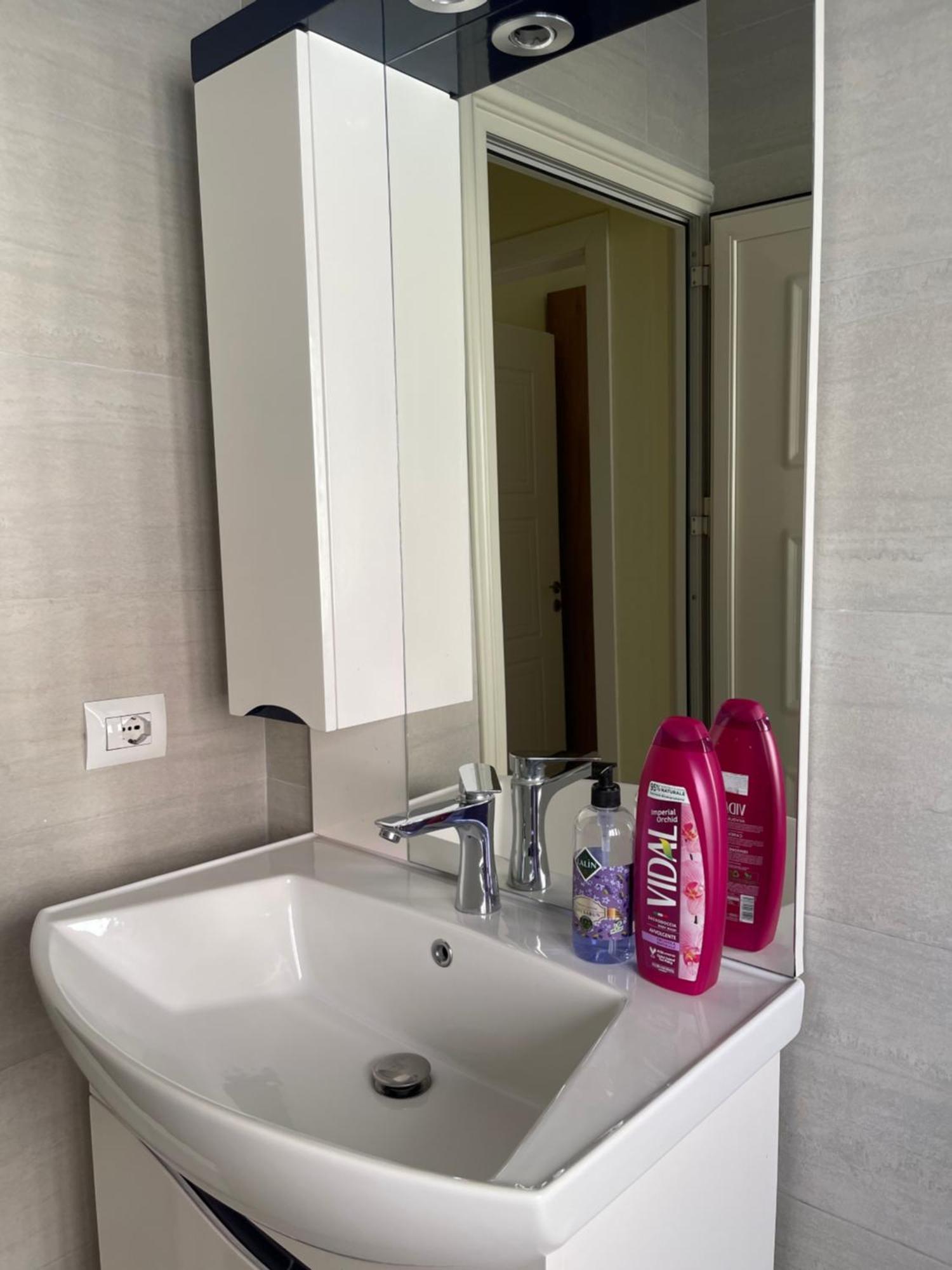 New Baazar Terrace Apartment تيرانا المظهر الخارجي الصورة